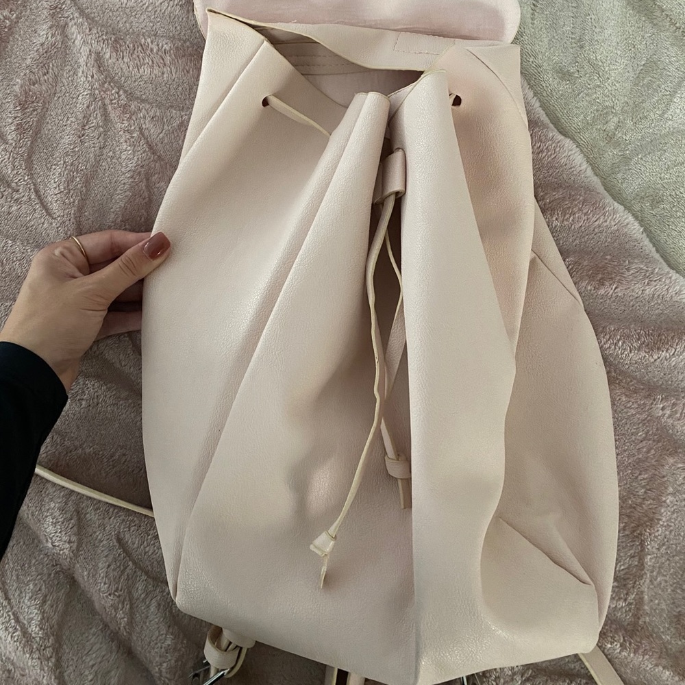 🤍Light Pink PacSun Backpack - Picture 2 of 6